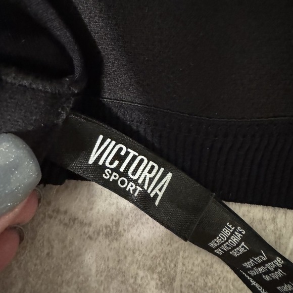 Victoria Sport Women's Sports Bra Size 38C, Black N Gray, Adjustable Strap - Picture 7 of 7